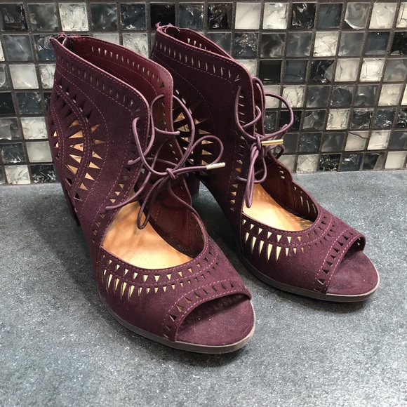 delicious brand heels